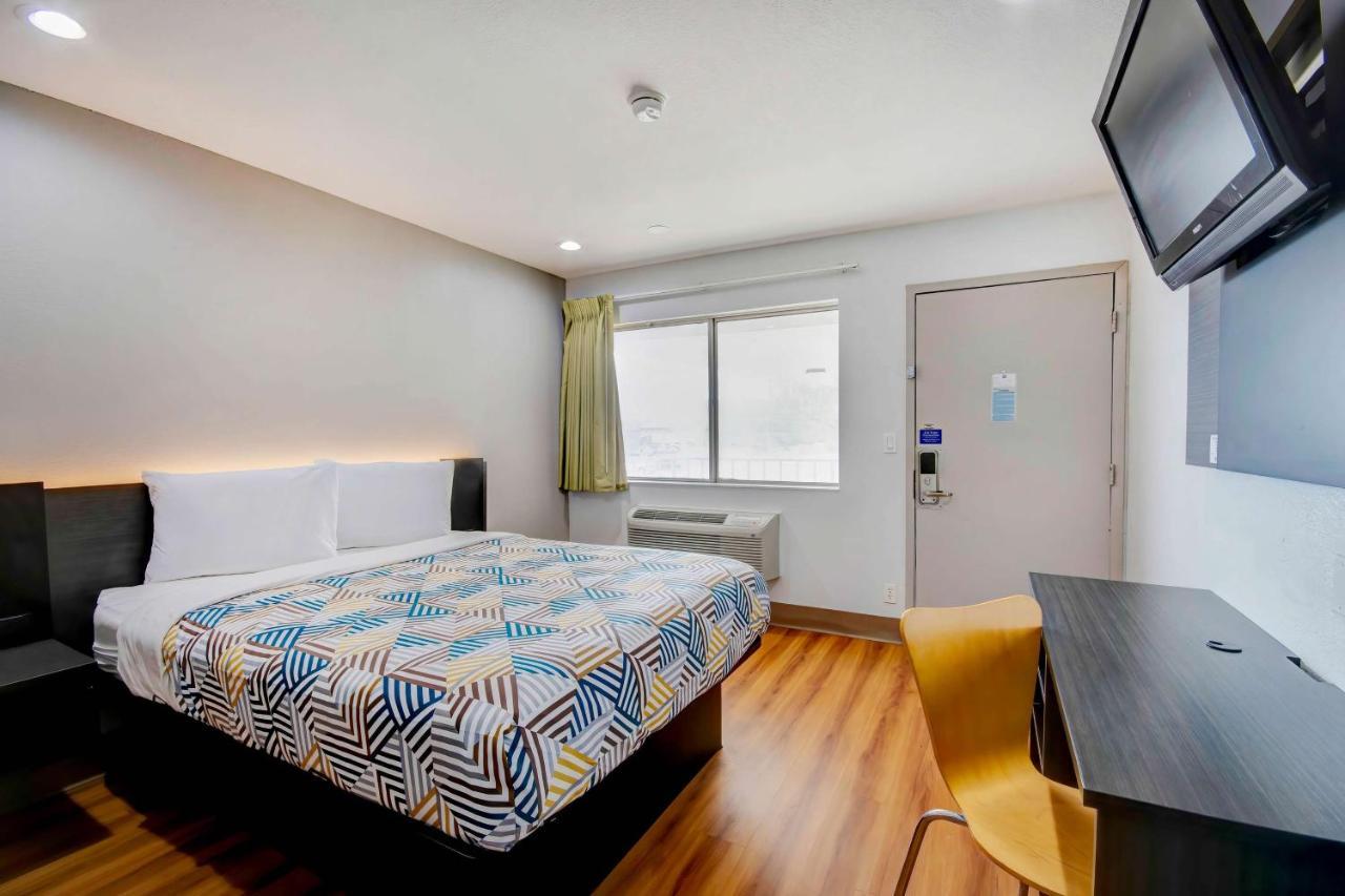 Motel 6-Port Allen, La - Baton Rouge Eksteriør billede